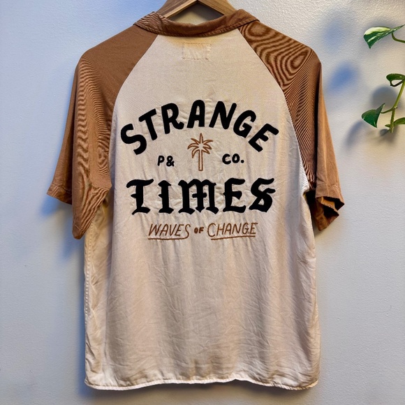 P&CO Strange Times Waves of Change | Bowling Shirt | XS - Picture 3 of 6